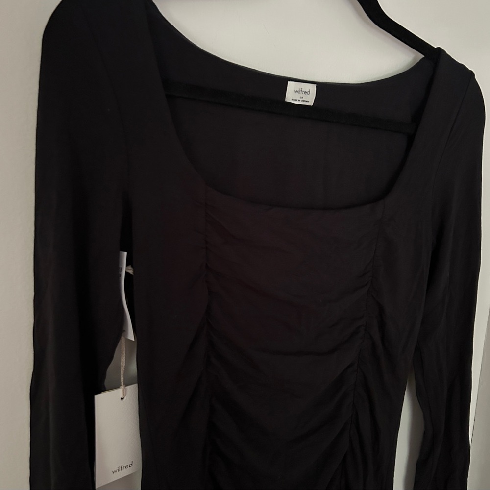 NWT Aritzia Lydia Dress in Medium